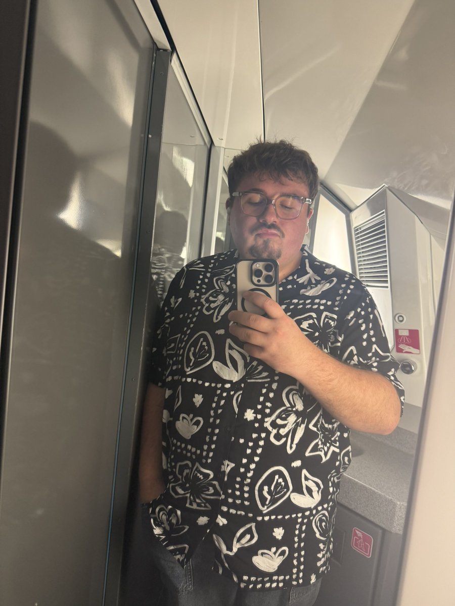danny 🤪 tweet media