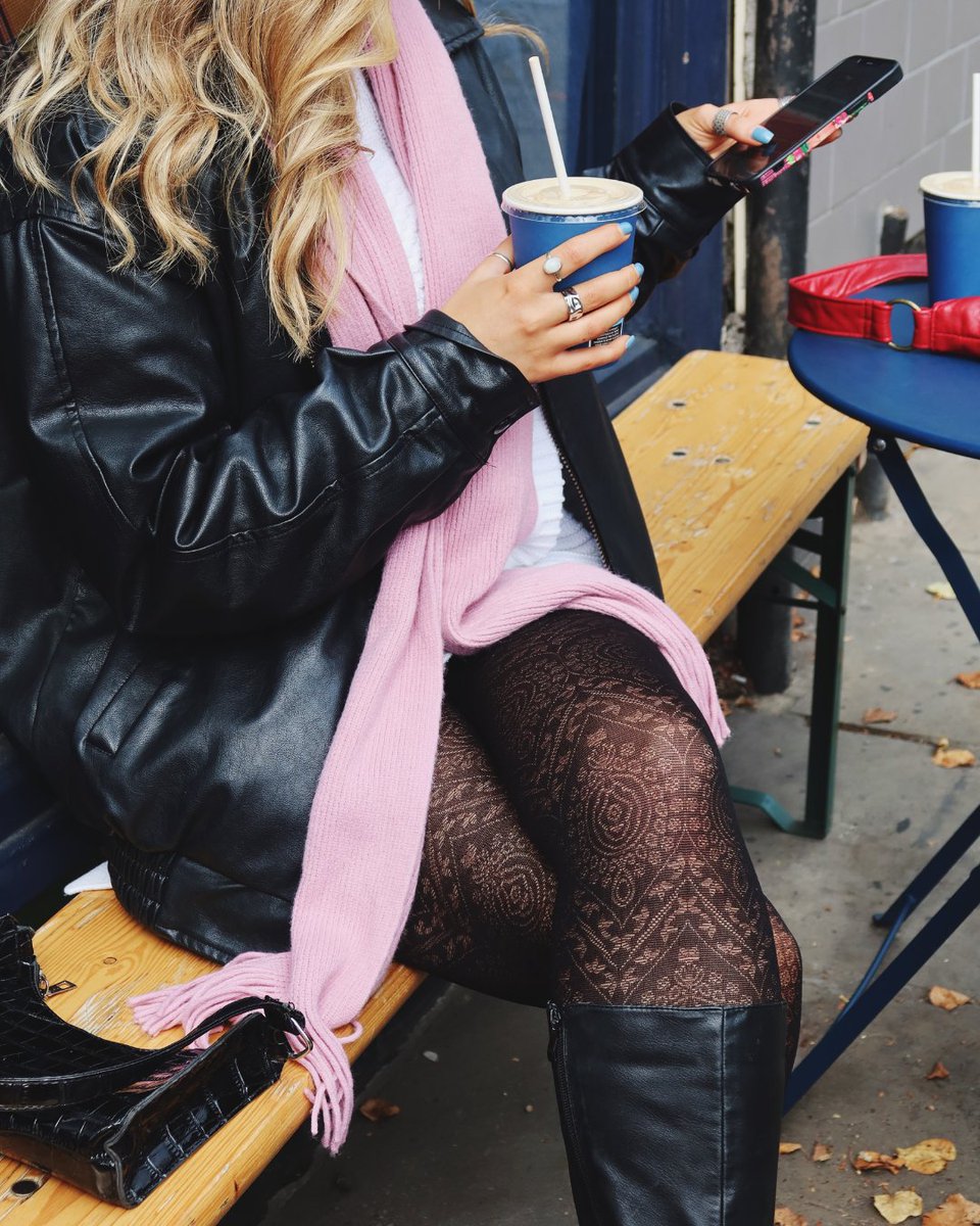 Pretty Polly tweet media