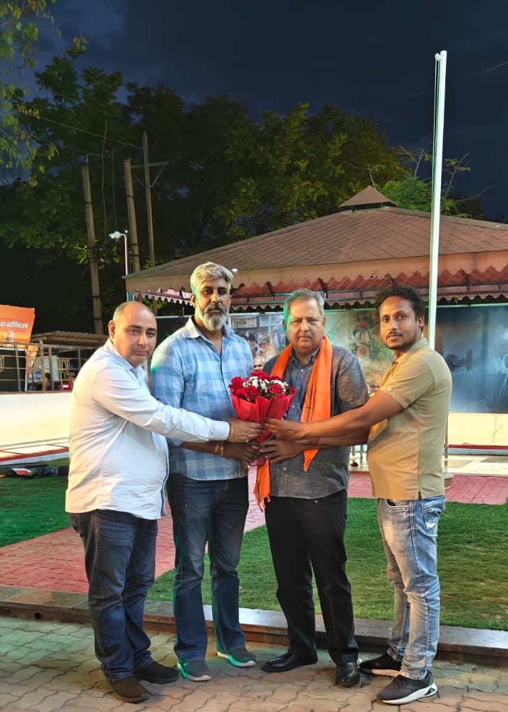 भाजपा चंडीगढ़ के ऊर्जावान प्रदेश अध्यक्ष श्री <a href="/JPMalhotra/">Jatinder Malhotra (मोदी का परिवार)</a> जी को जन्मदिन की हार्दिक बधाई। आपका मार्गदर्शन और सेवा भाव हम सभी कार्यकर्ताओं के लिए प्रेरणास्रोत है। बाबा विश्वनाथ आपको सदैव सानंद और दीर्घायु रखें।
#HBDJatinderPalMalhotra <a href="/BJP4Chandigarh/">BJP Chandigarh</a> #BirthdayGreetings