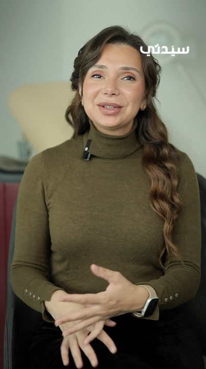 د. أميرة جابر، أخصائية الجلدية والتجميل، تكشف فوائد الهيالورونيك أسيد للبشرة ودوره في الترطيب العميق وتعزيز نضارتها، كما توضح أفضل وقت لاستخدامه ضمن الروتين اليومي للحصول على نتائج فعّالة 