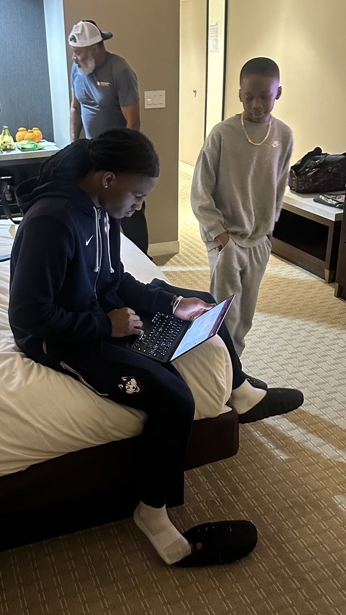 Michael A. Wright tweet media