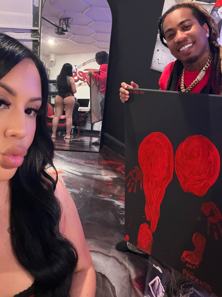 princessnexquzt's tweet photo. Rt if you want one 🥰 https://t.co/GTu6zjzIxN