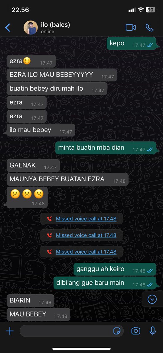 connesette's tweet photo. Ezra punya temen baru = ilo crashing out https://t.co/DMEENS2YvC