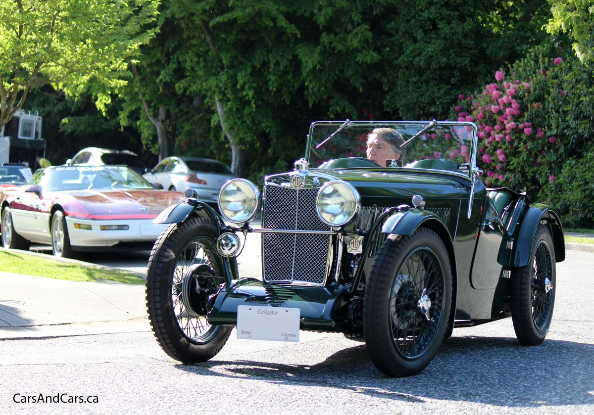 CarsAndCars.ca tweet media