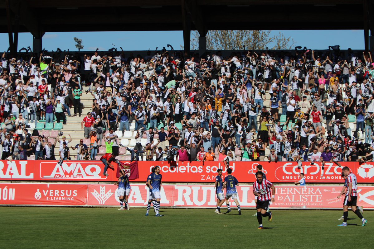 Unionistas de Salamanca CF tweet media