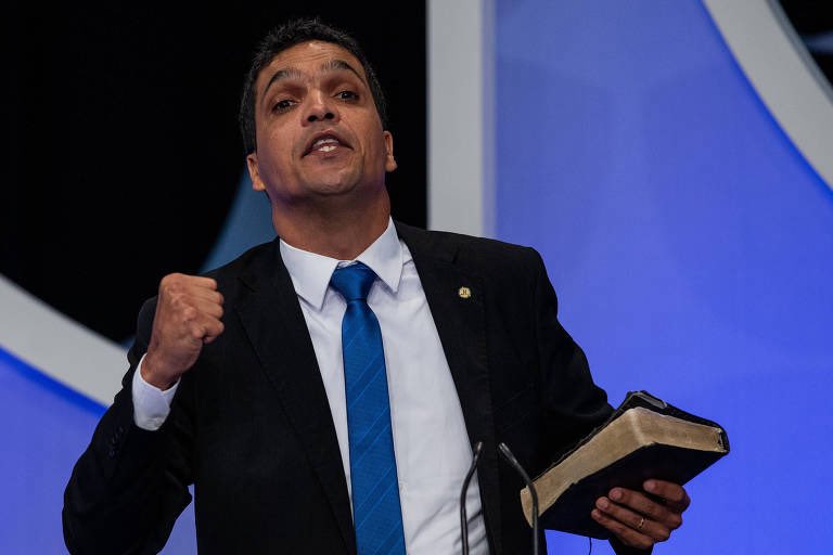 Beta Bastos tweet media