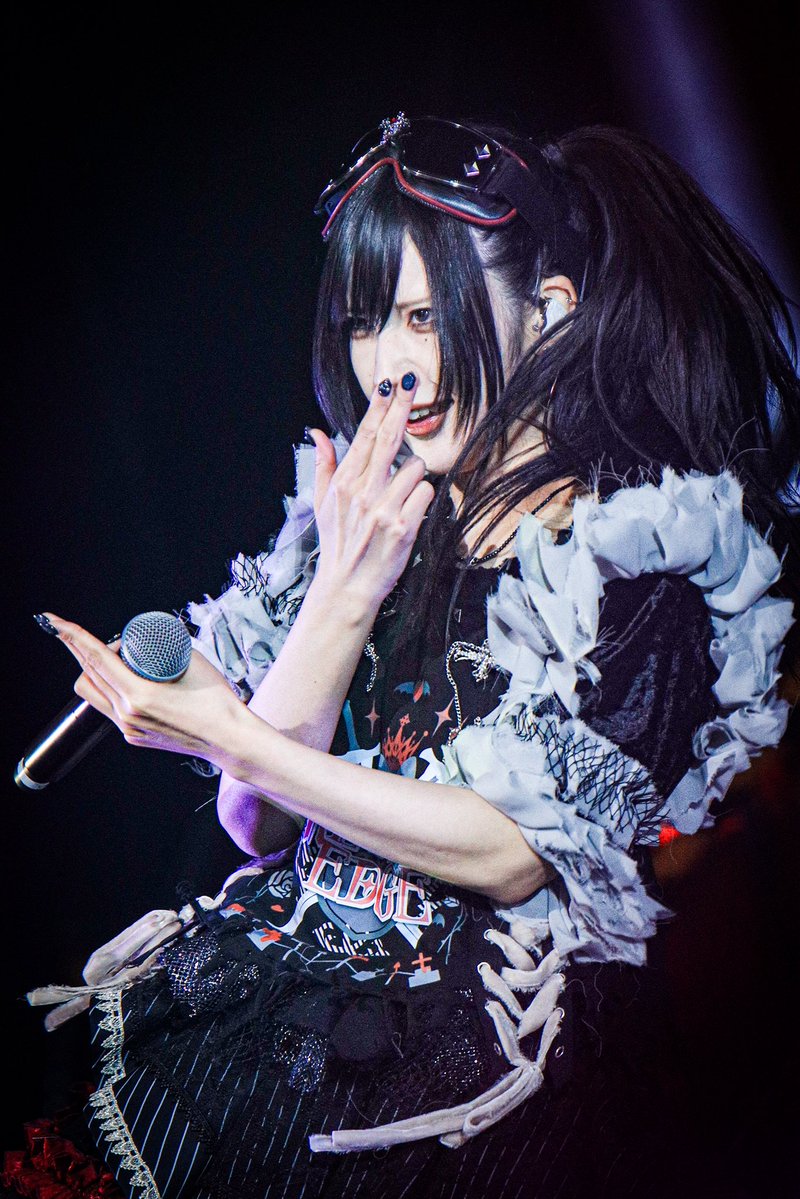 ⋆☾·̩͙꙳ tweet media