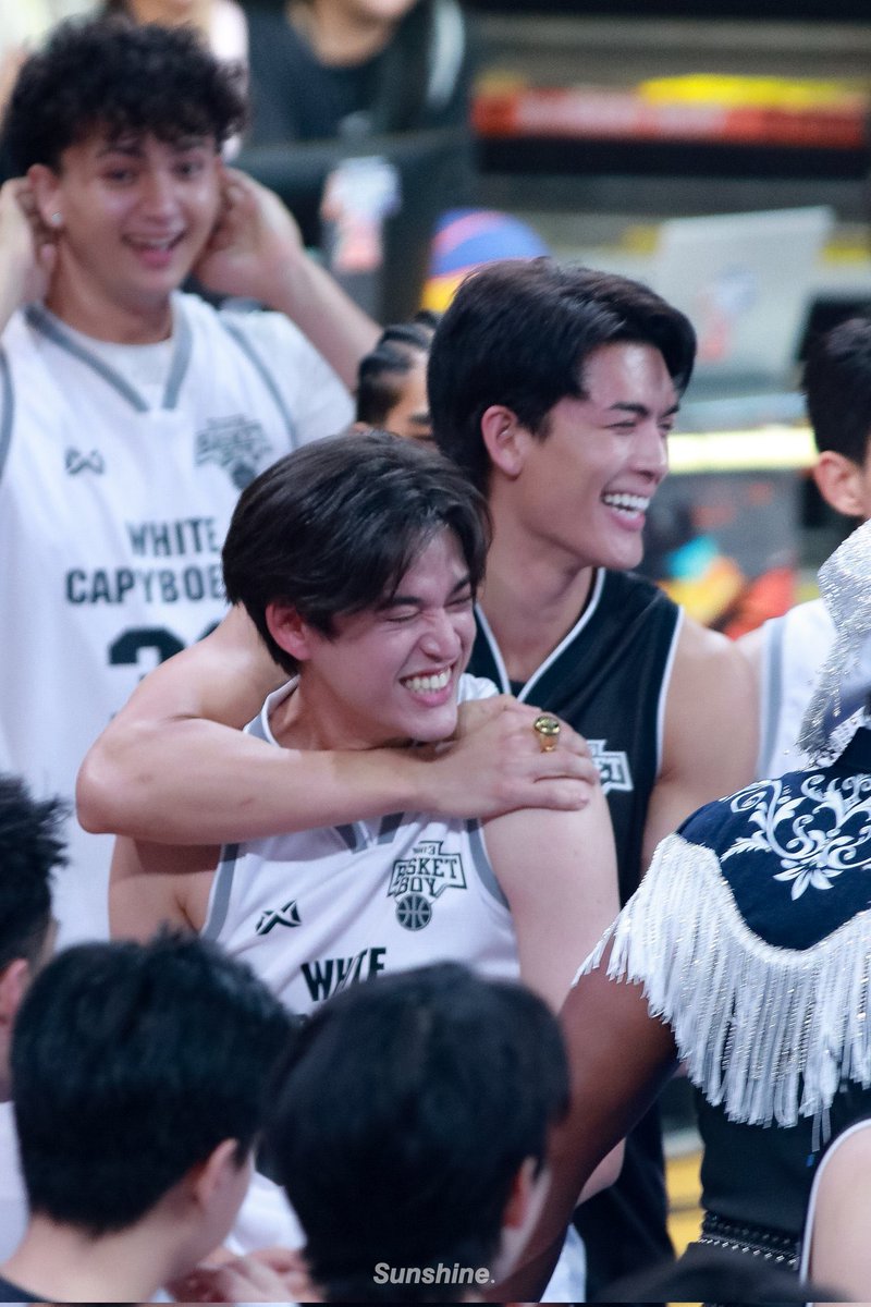 caramel🥞 #arnoldtua era tweet media