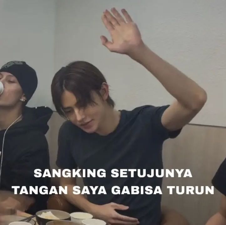 – echa²⁷ 🪷 studytwt tweet media