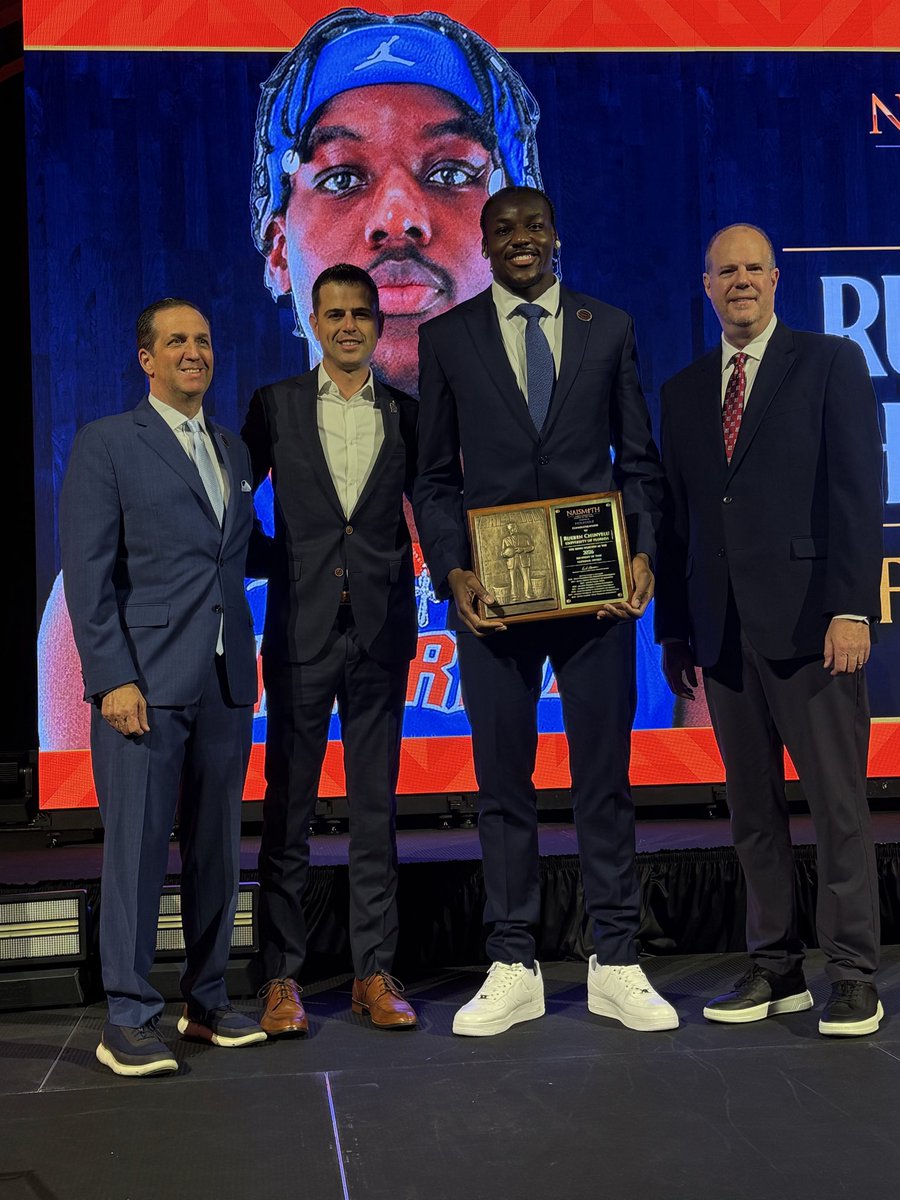 Naismith Awards tweet media