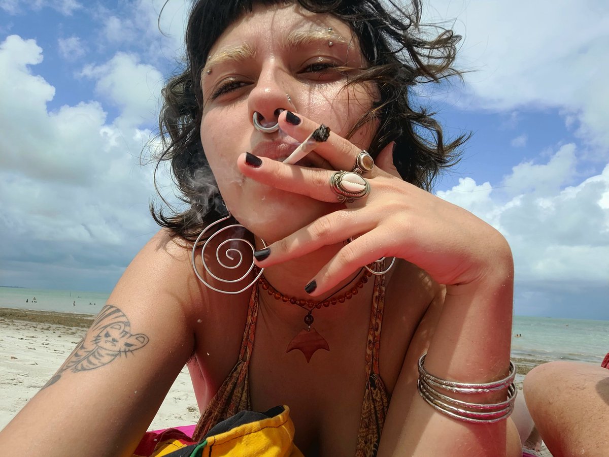 bananilson farofa 🗝️ (ele/dele) tweet media