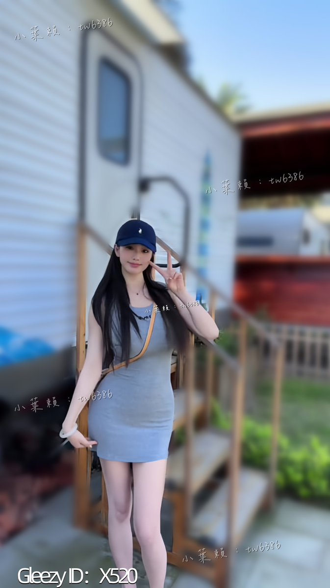 小葉隨風飄 tweet media