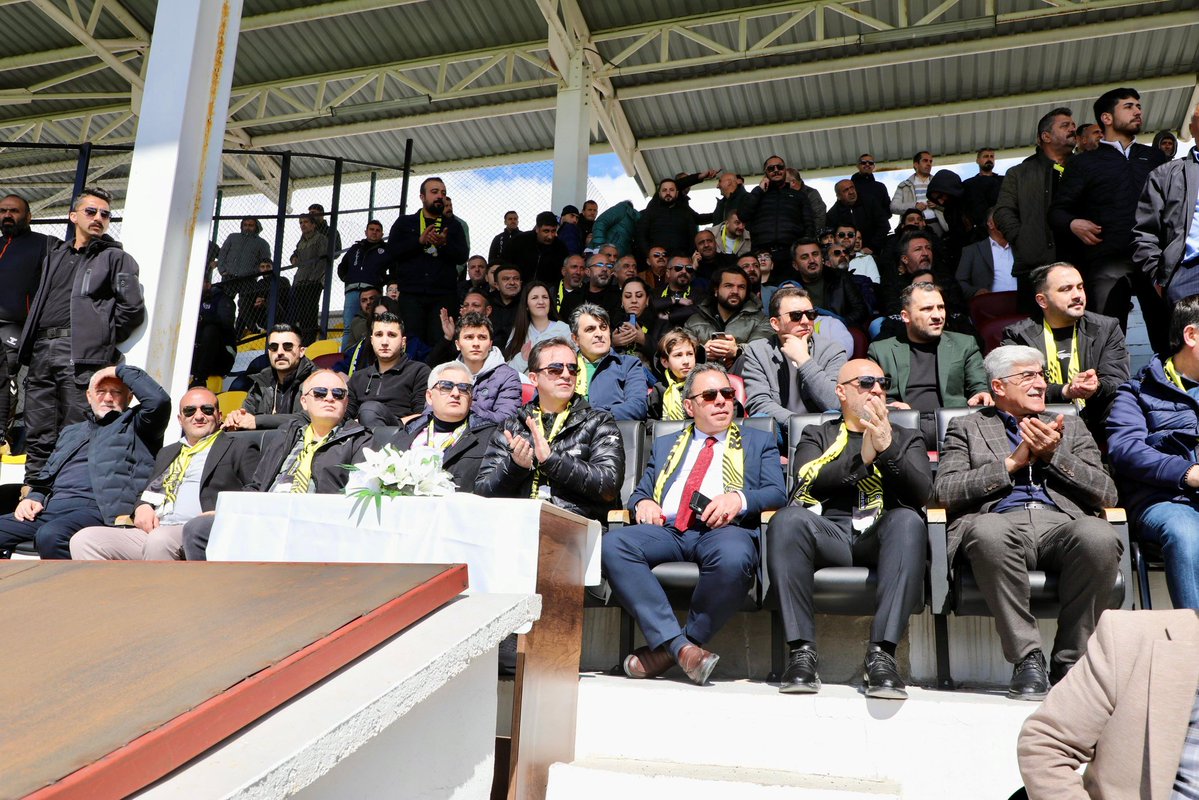 Bitlis Valiliği tweet media