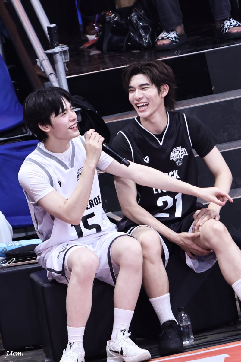 𝟭𝟰𝙘𝙢✨ tweet media