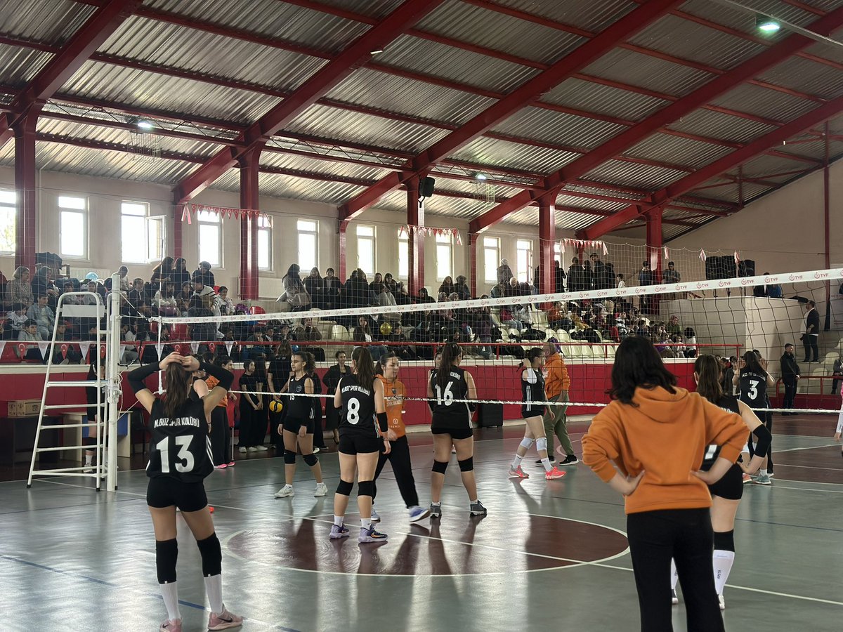 Ayşen Gürcan tweet media