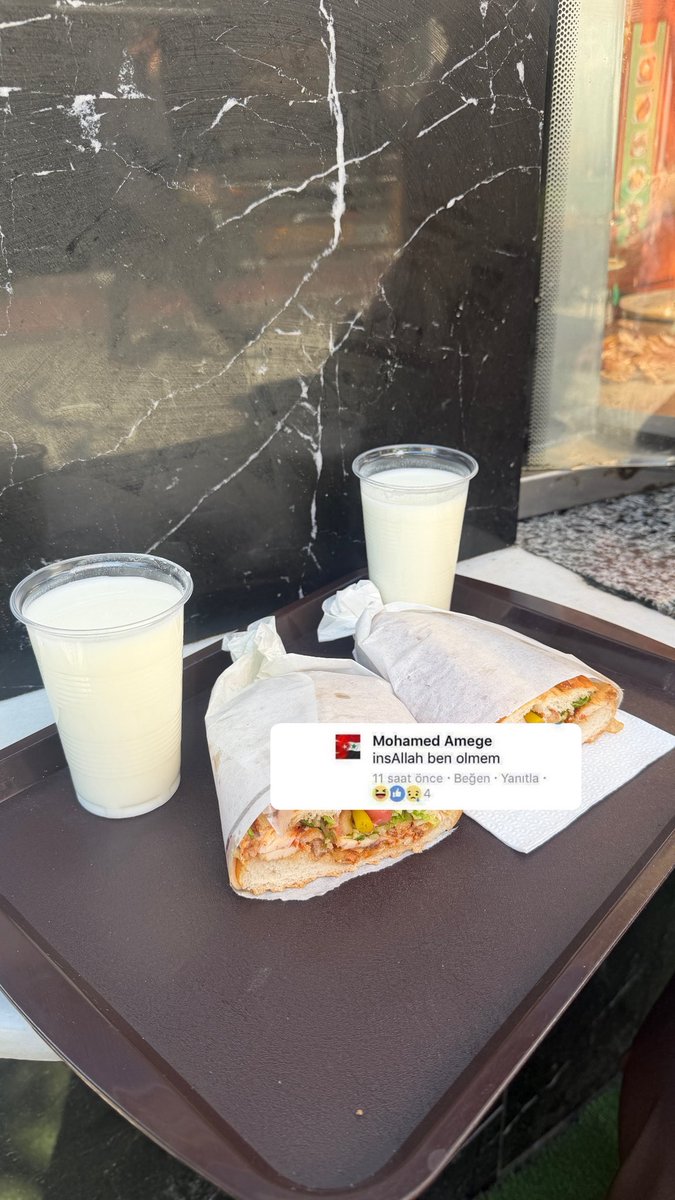 🦢 tweet media