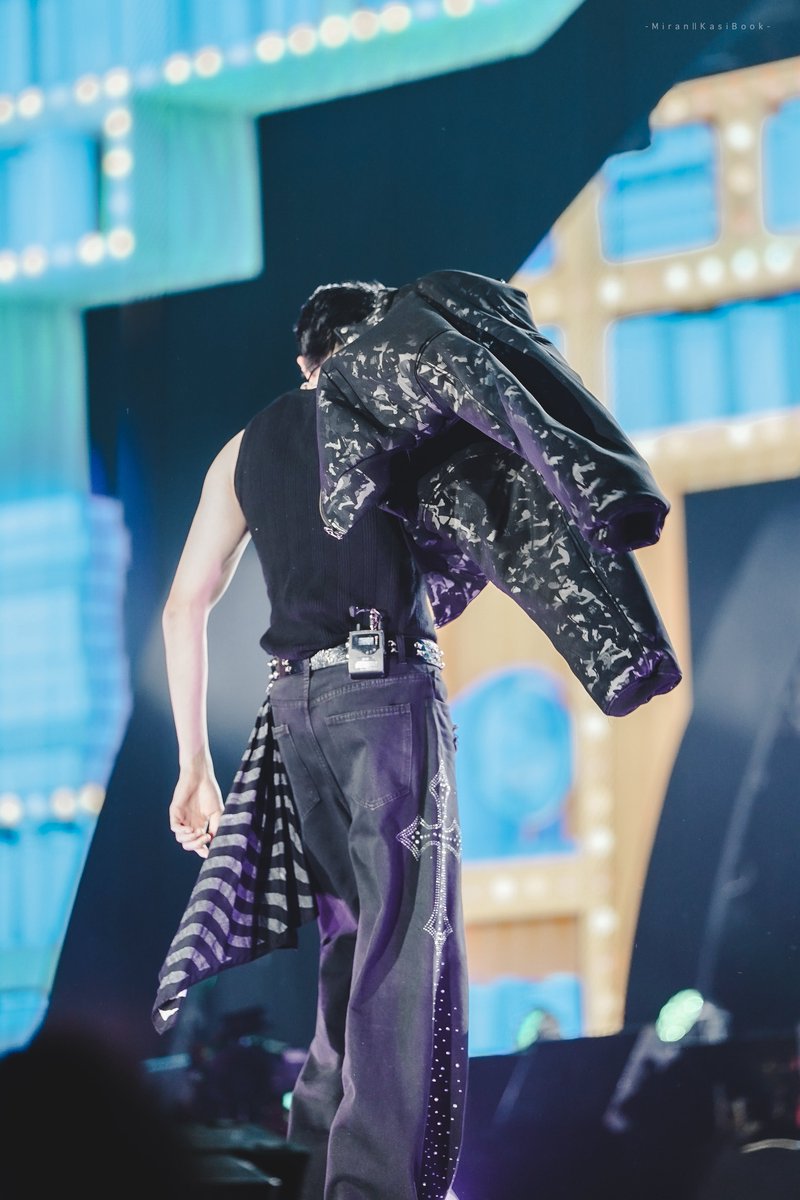 M I R A N 🌻 tweet media