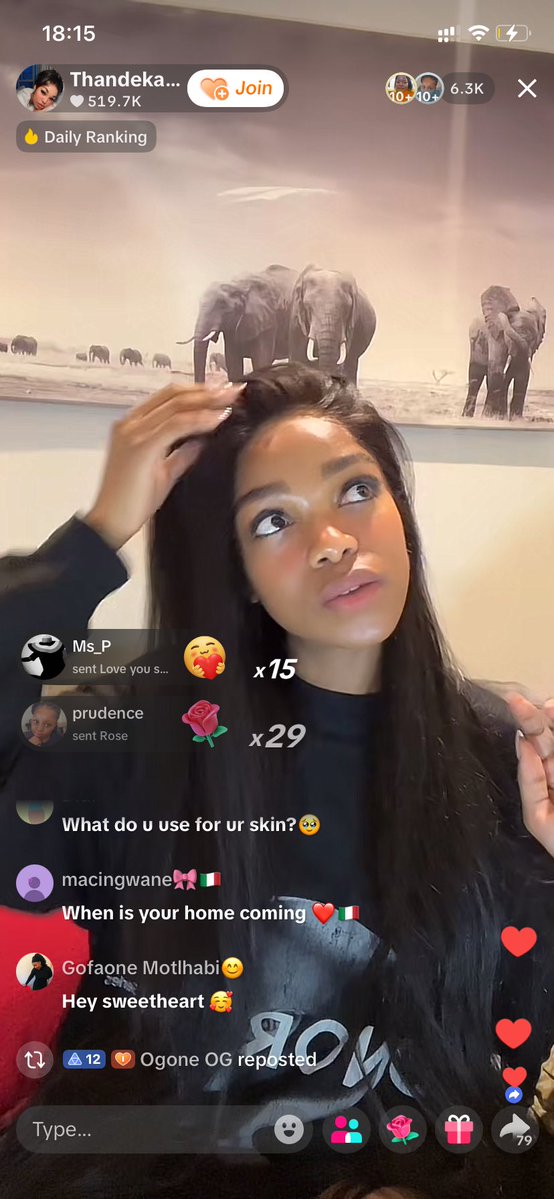 Thandeka looks so pretty. Haters and lovers come this side 🥰🥰🥰

vt.tiktok.com/ZS98pwDraEJXk-…