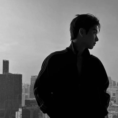 จักวาลความสุข💫✨((V.2)) อย่าปลิวอีก tweet media