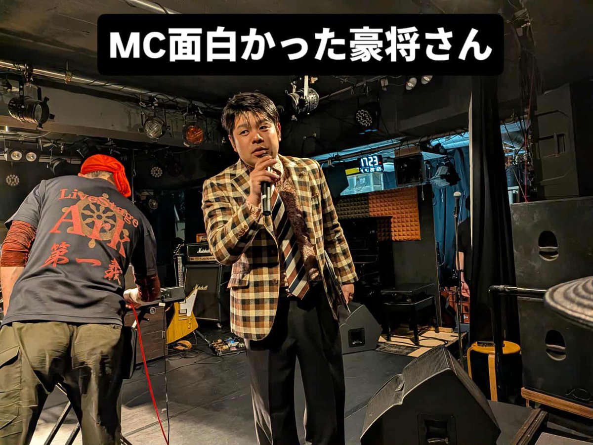 確越 豪将 (アンバーアクアマリン) tweet media