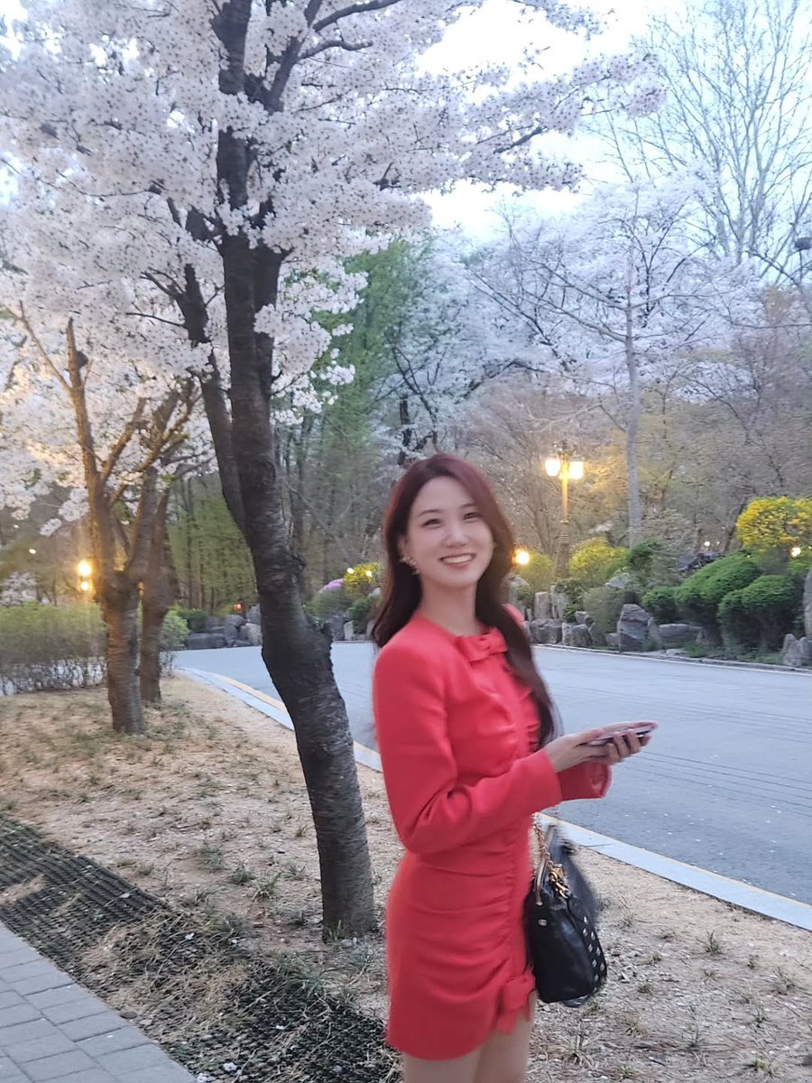 sɪʟᴠᴇʀ tweet media