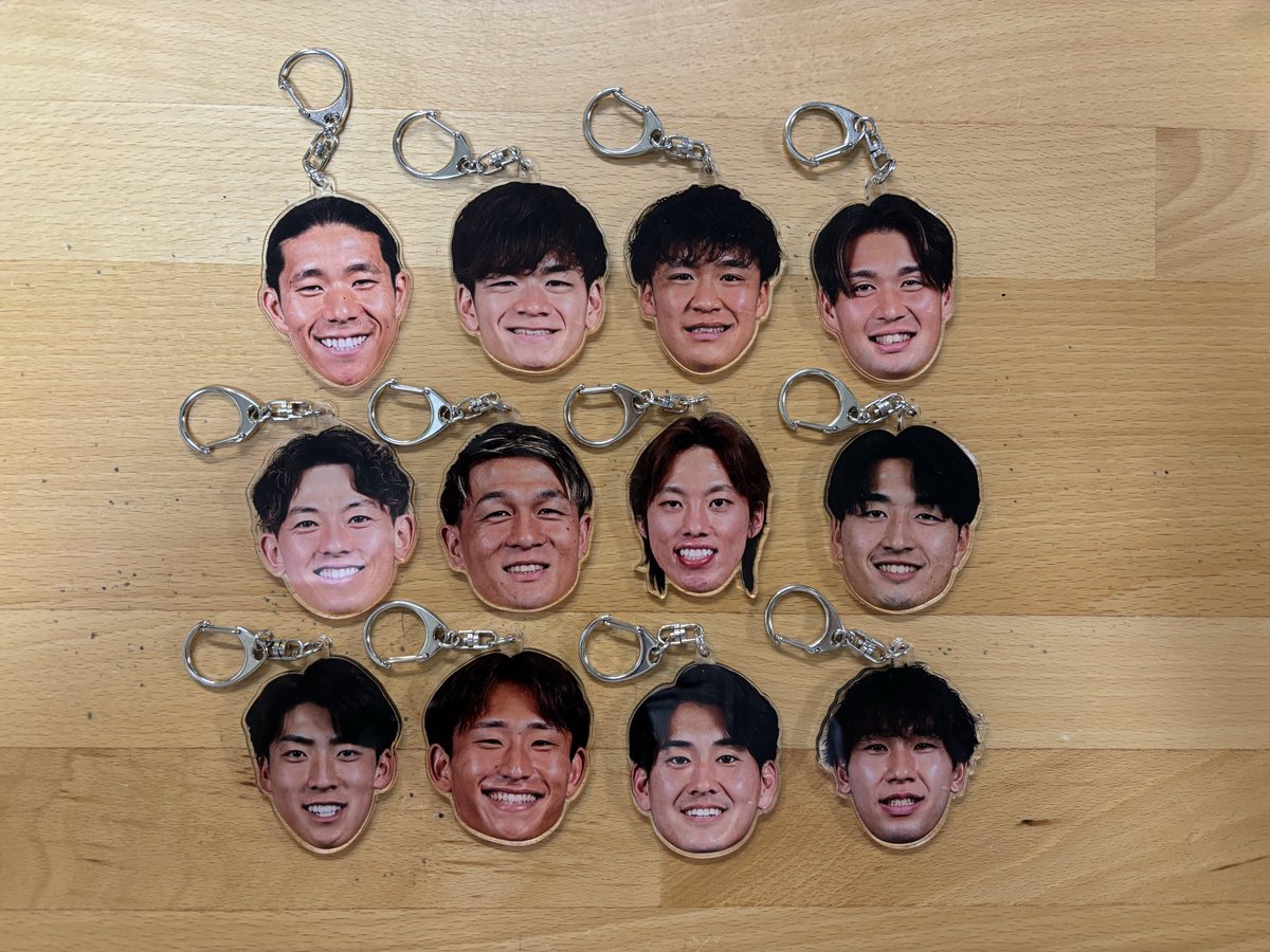 15⇨9⇨8 tweet media