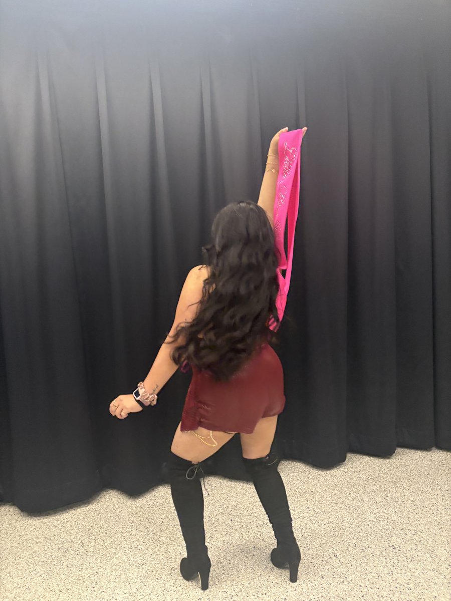 jamrensze's tweet photo. Little Miss Drama #CardiB 💖 https://t.co/bJp9jxPFoT