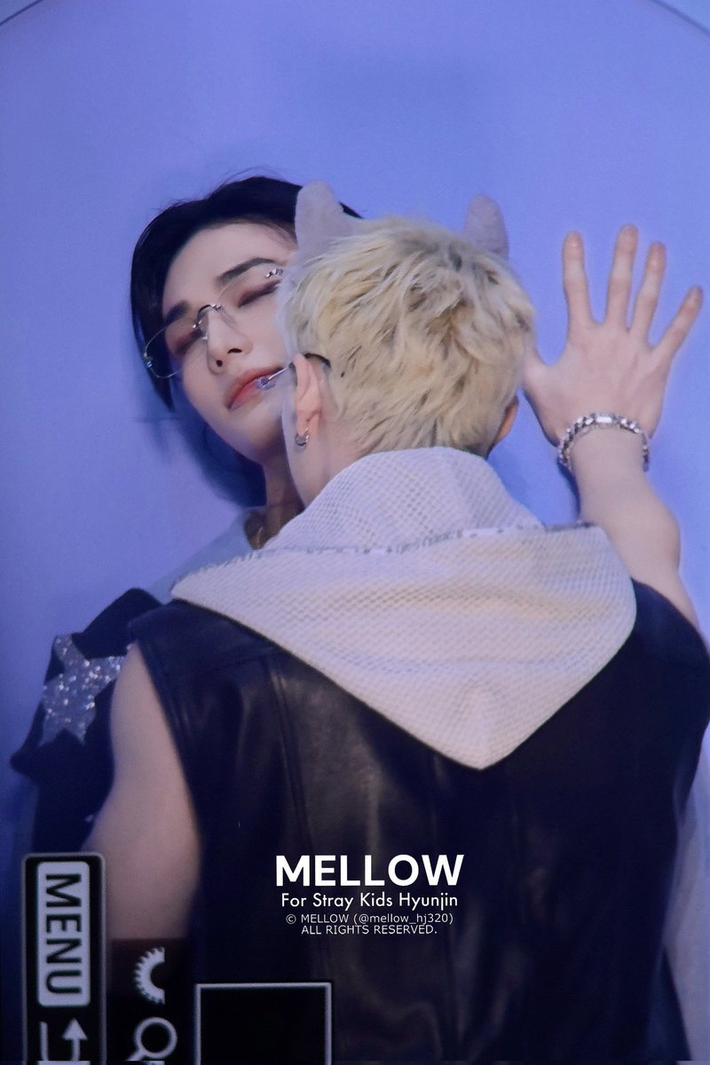 when he finally slips the tip in after a long foreplay &amp; lets out this soft grunt right at ur ear cos it feels so good for him too, while u could only throw ur head back with a thump against the wall (and a pleased hum) as ur eyes slide shut cos it DOES feel like heaven 🚬🚬🚬🚬