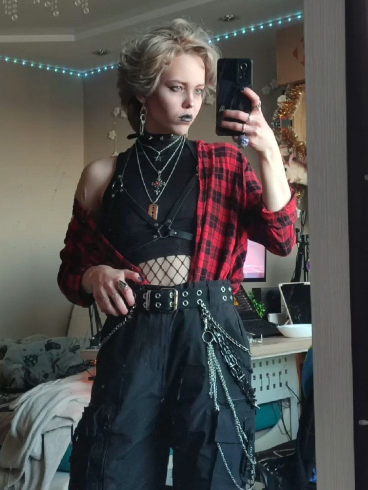 bargain bin cryptid 🏳️‍⚧️ !! BACK DATE KNIGHT !! tweet media