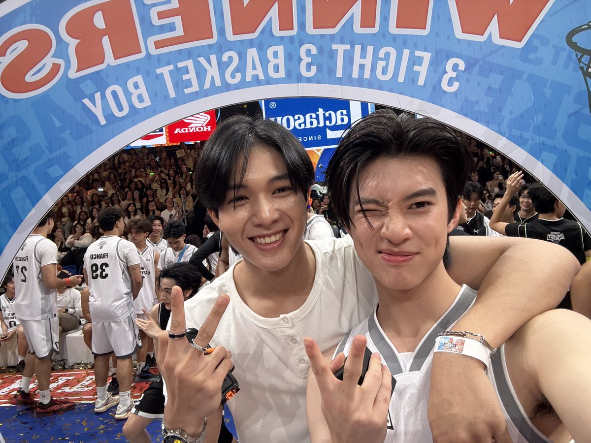 nott 🥝 tweet media