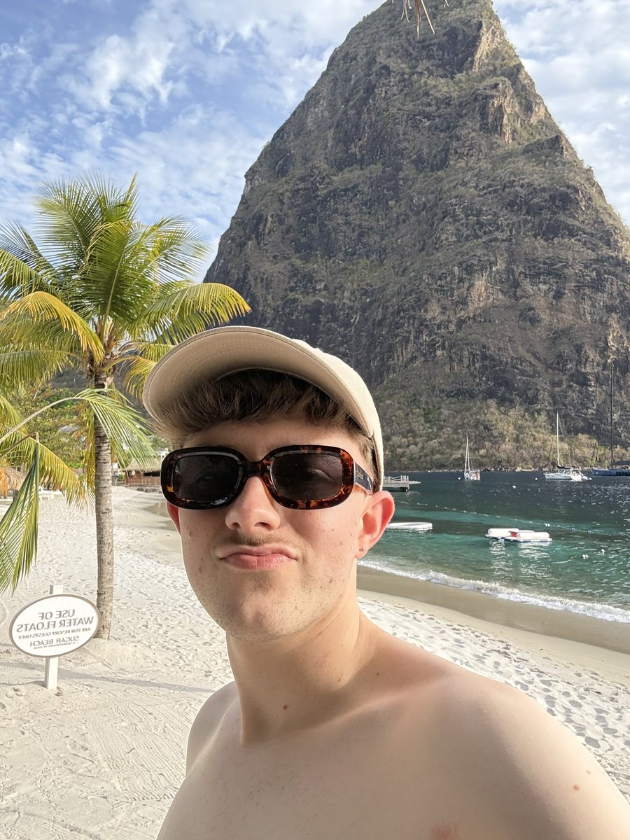 lucien 🪩 tweet media