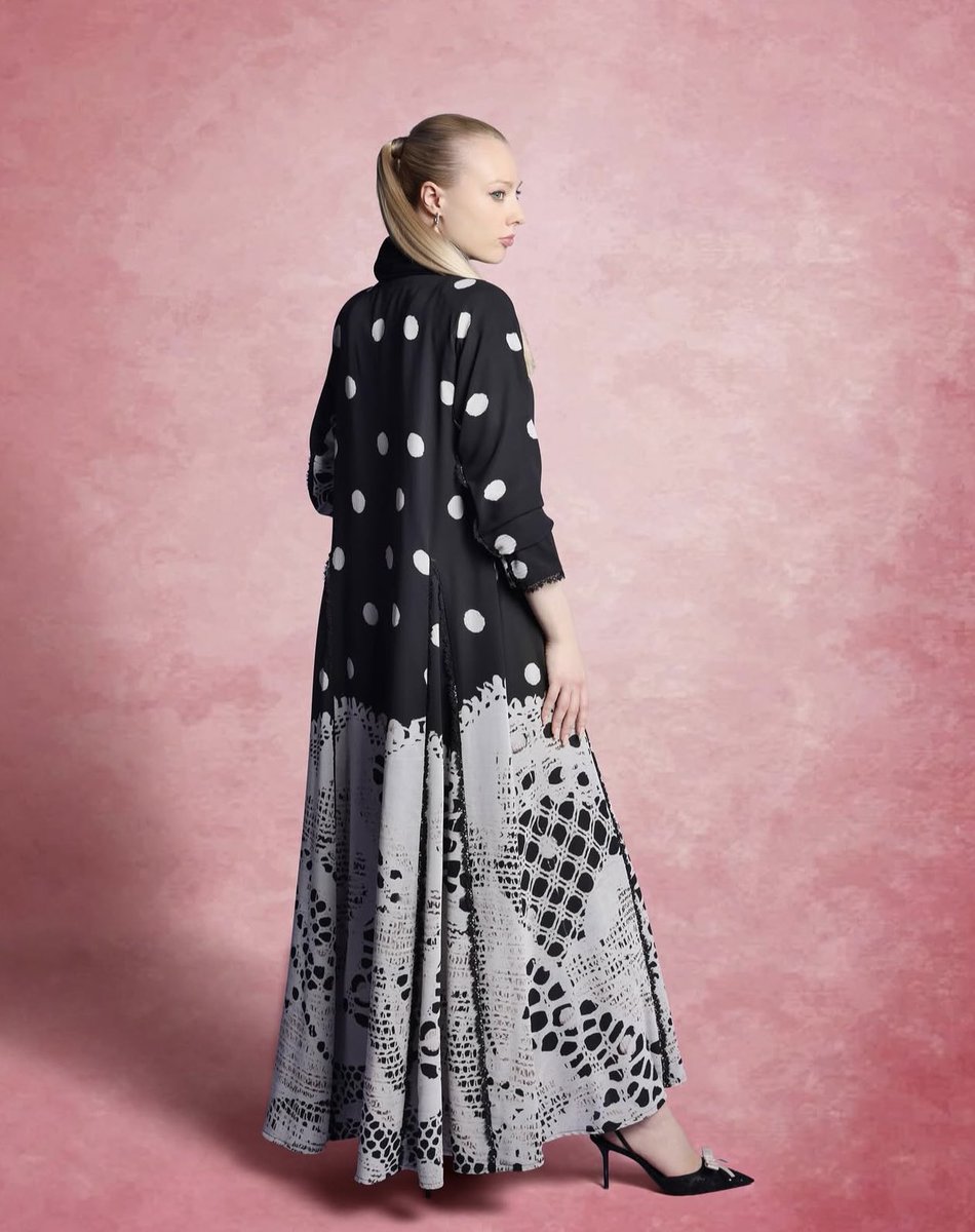 الكون tweet media