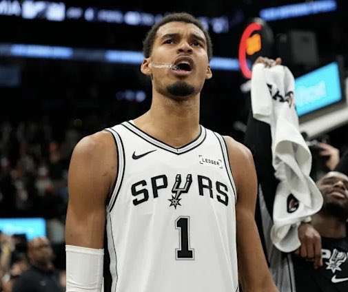 NBA Courtside tweet media