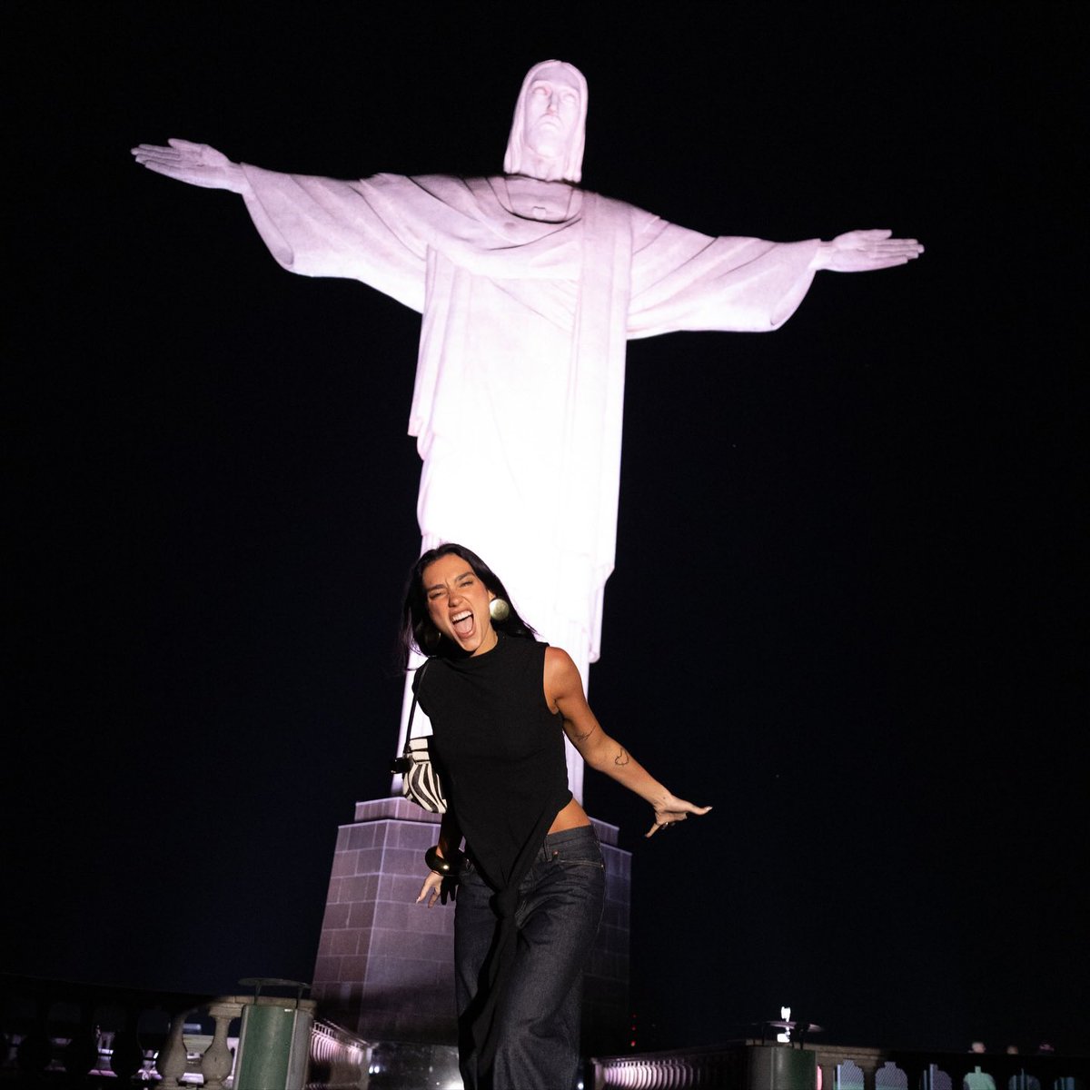 Dua Lipa Brasil tweet media