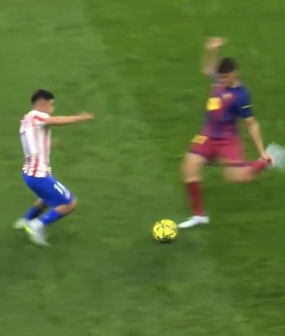 Rochy esquivia tweet media