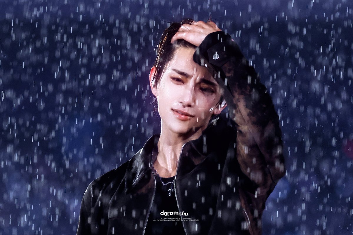 비가 내리고
260405 인천 
#JOSHUA #조슈아
#세븐틴 #SEVENTEEN