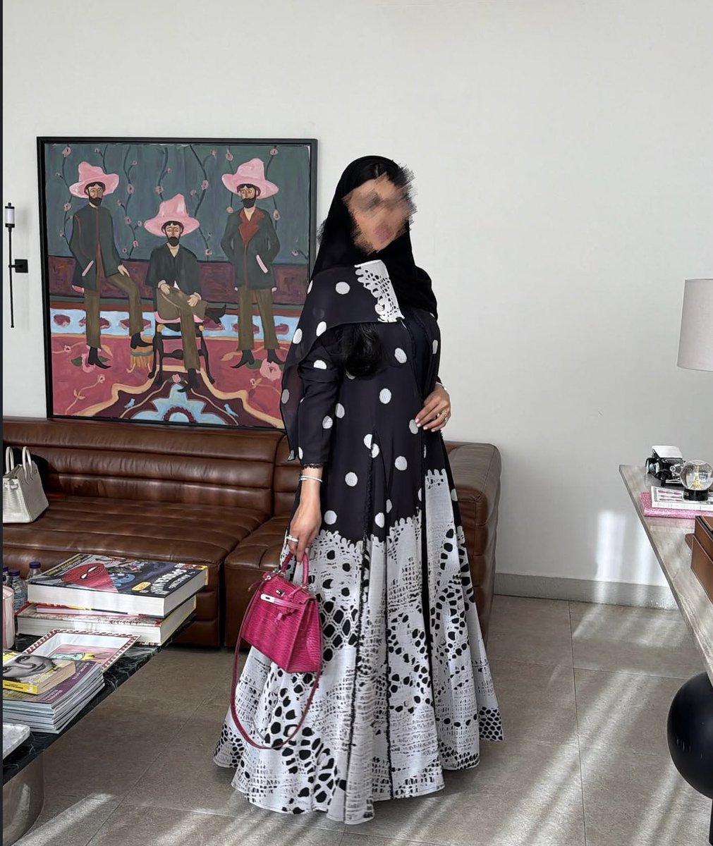 الكون tweet media