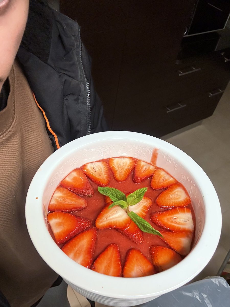 حمزة 𓂆 tweet media