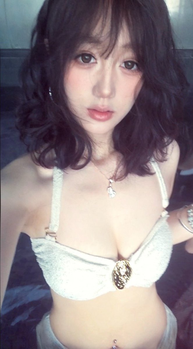 yu48DPcuAV32487's tweet photo. bb wyd
#puppy #女m #m女 https://t.co/SBLF5PVKij