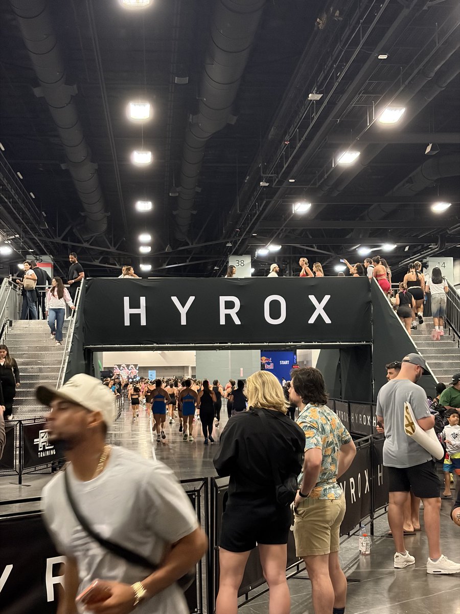 Space Cadet tweet media