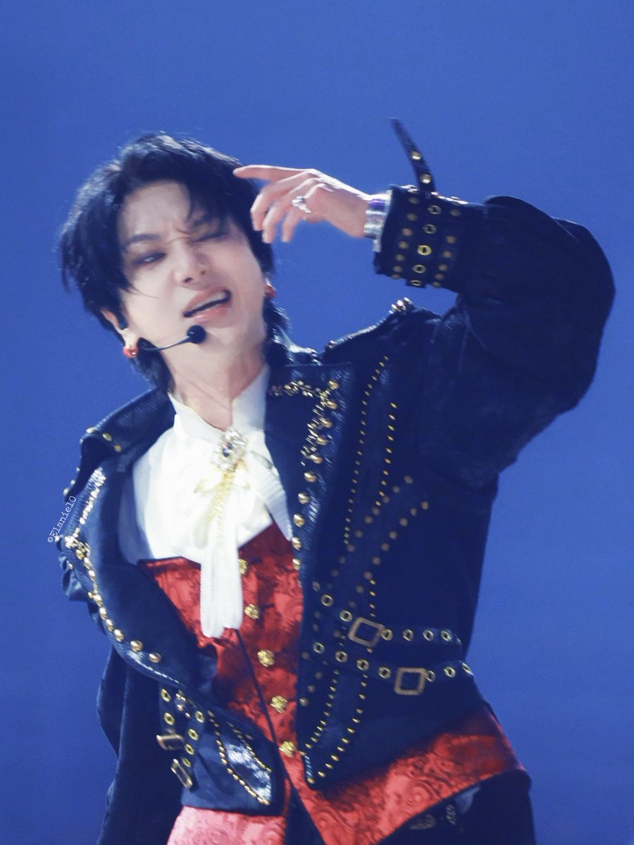 elanie082418 tweet media