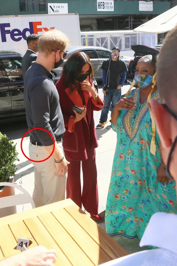 MeghansMole©️ tweet media