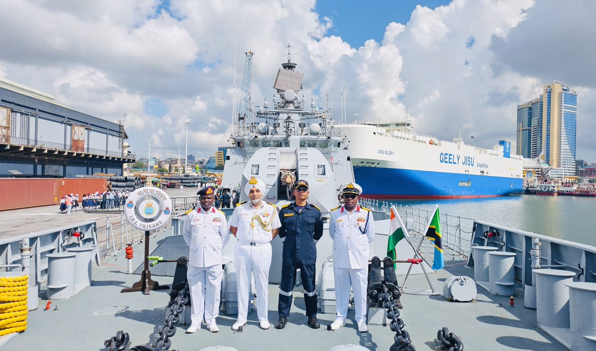 indiannavy's tweet image. #INSTrikand, the frontline guided missile frigate of the #IndianNavy, arrived at Dar-es-Salaam, Tanzania on #03Apr 26 during her ongoing operational deployment in the SW IOR.
Professional, cultural and social engagements will be progressed during the stay, and essential stores