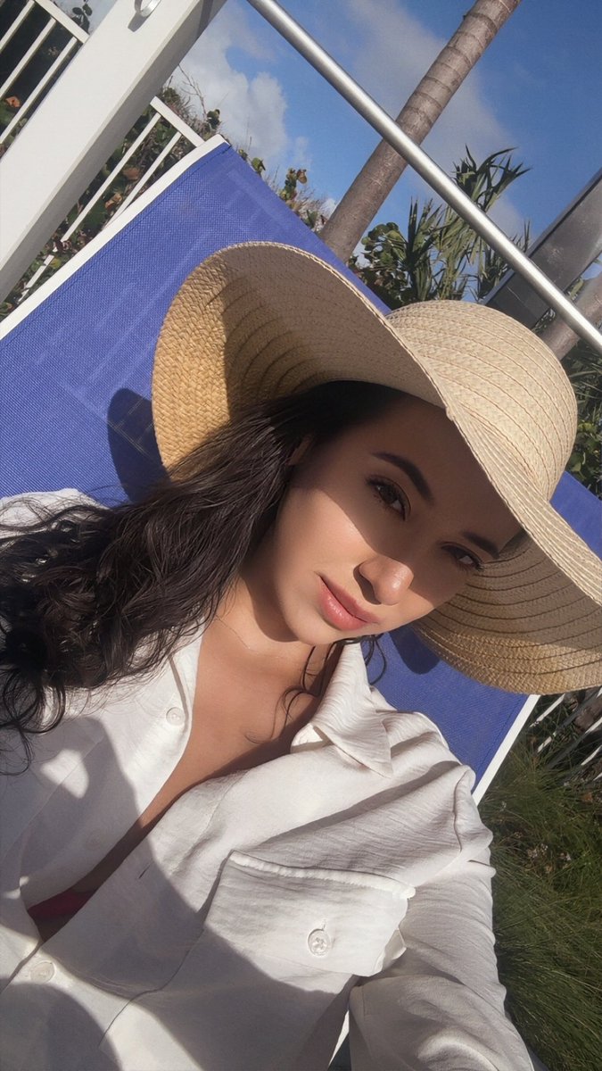 alytmz's tweet photo. Hi https://t.co/6b2kRWU8S8