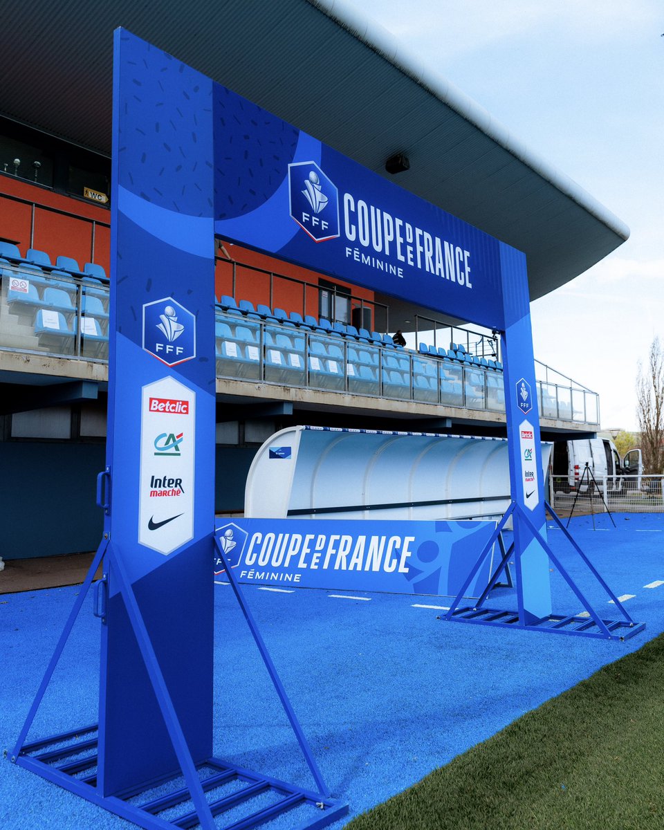 OL Lyonnes tweet media