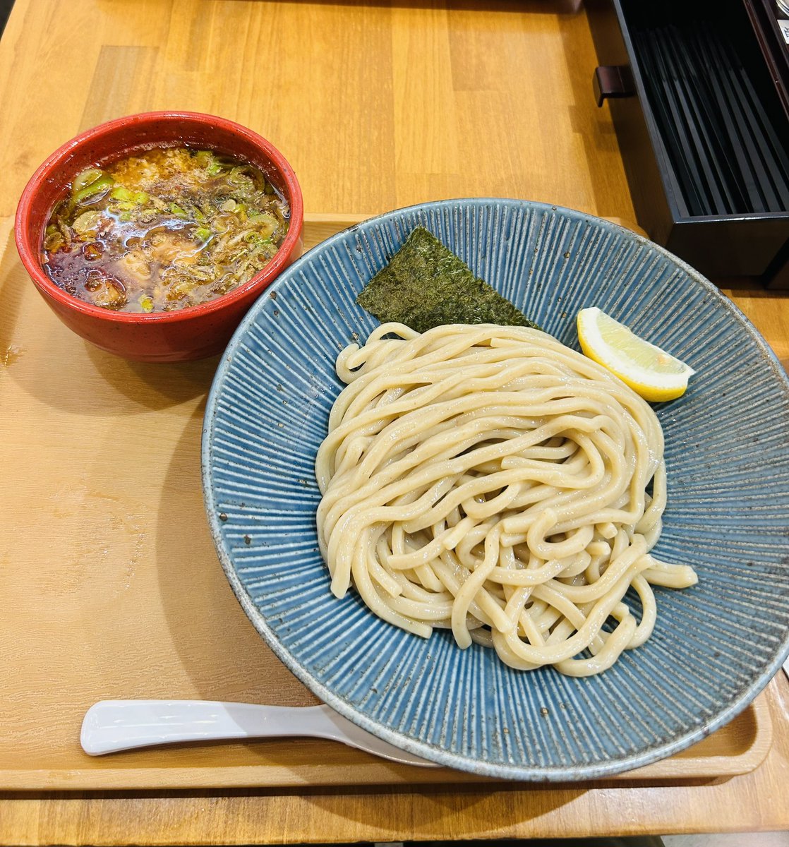 ともさん@とものもと🍜 tweet media