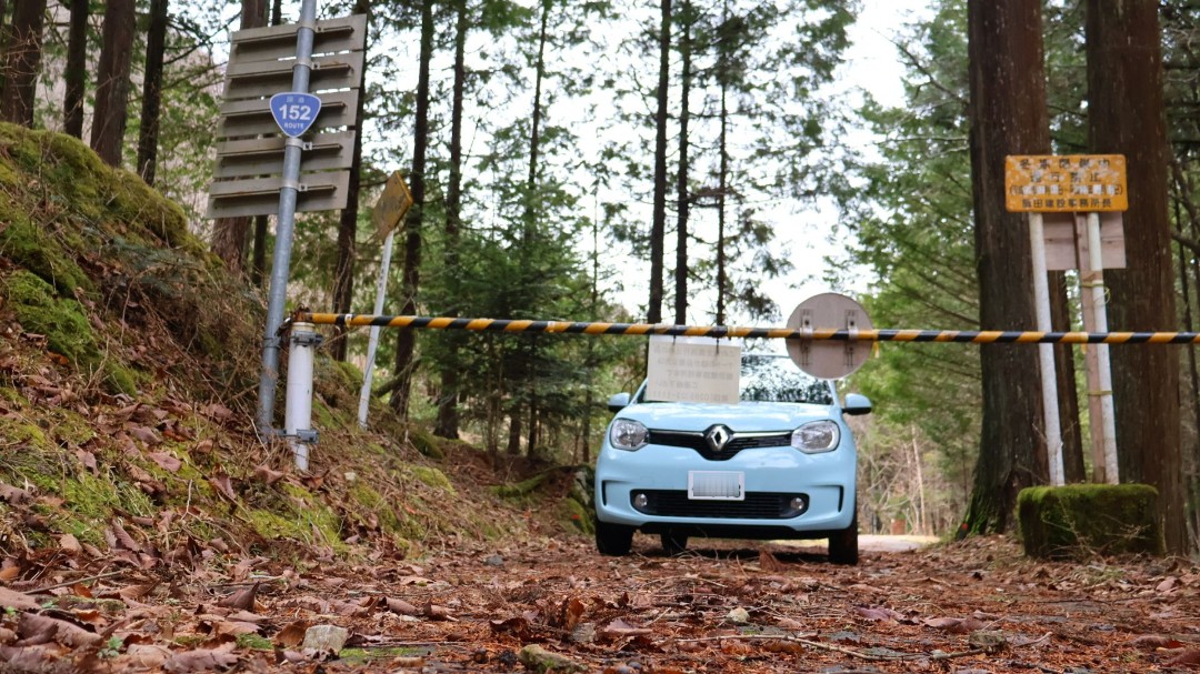 しろいこな tweet media