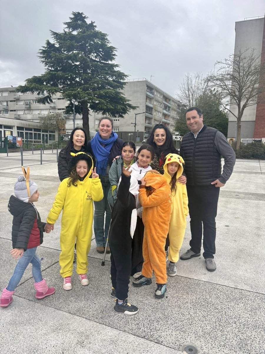 jpm_lagny's tweet photo. Ce matin, la chasse aux œufs a ravi les enfants dans tous les quartiers de @VilledeLagny . Merci aux associations mobilisées et au comité des fêtes pour leur engagement ! Un beau moment de partage pour tous https://t.co/3jXGEJFgaD