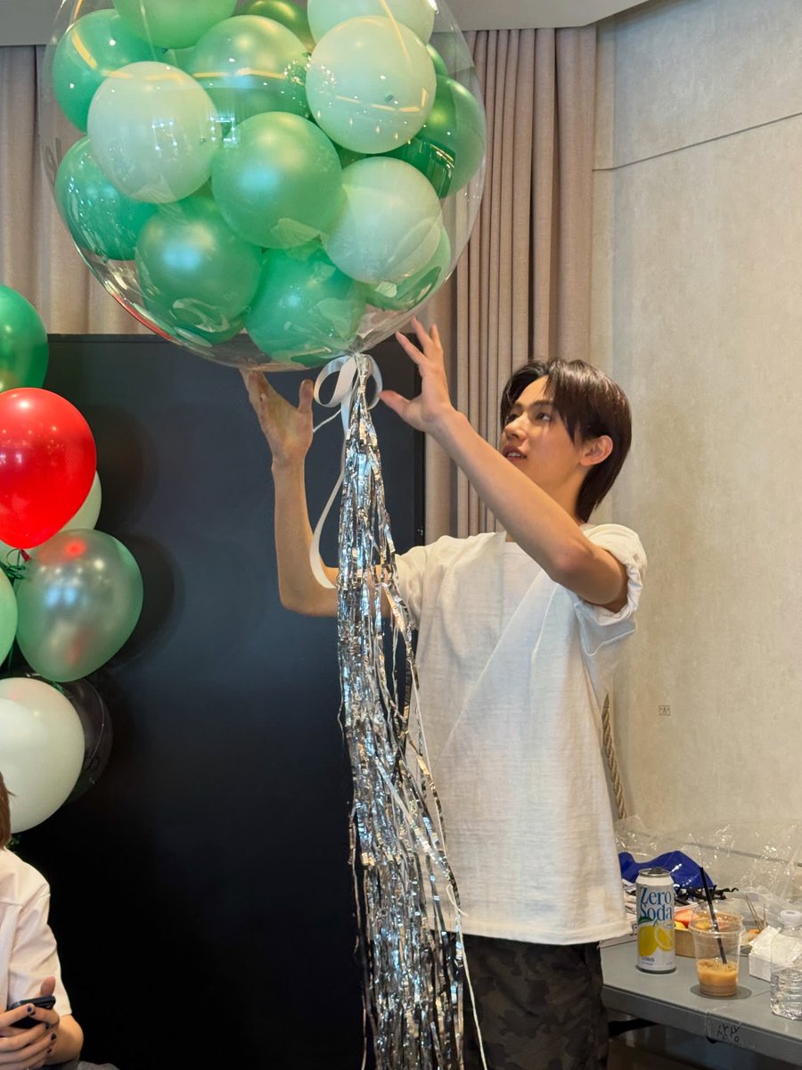 seonghyeon pics tweet media