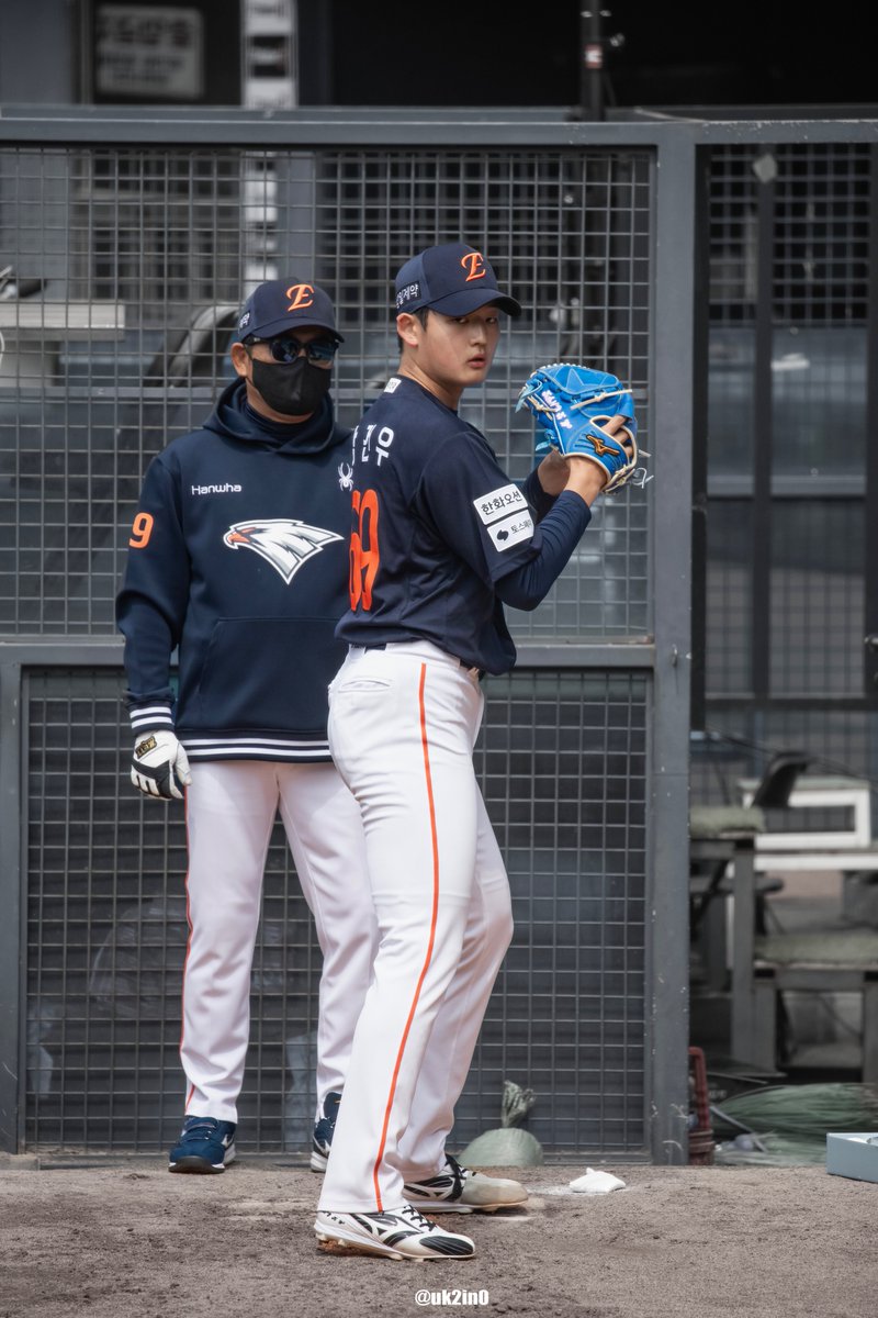 우키노 tweet media